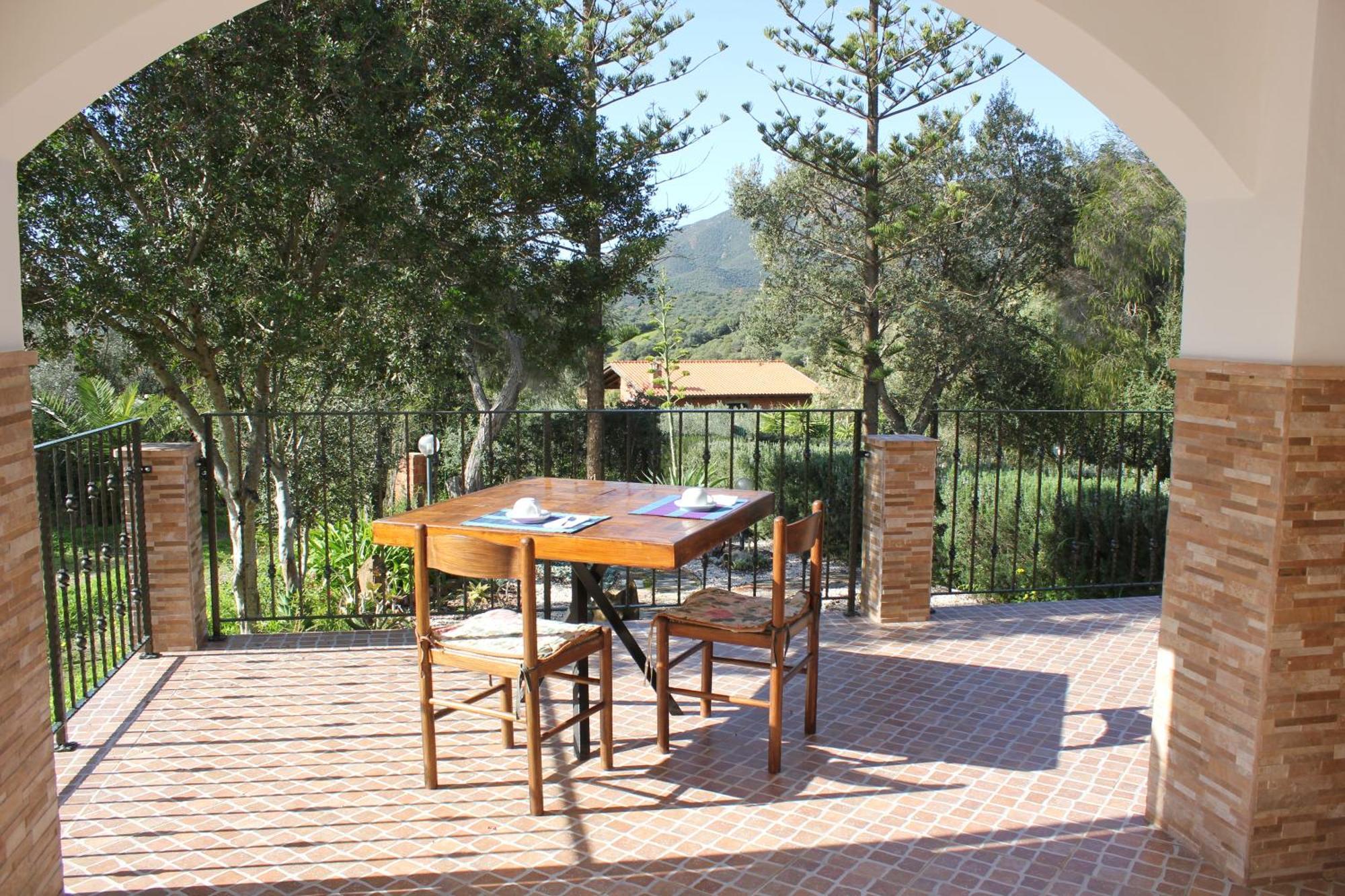 Gardenrocks Vila Fluminimaggiore Exterior foto